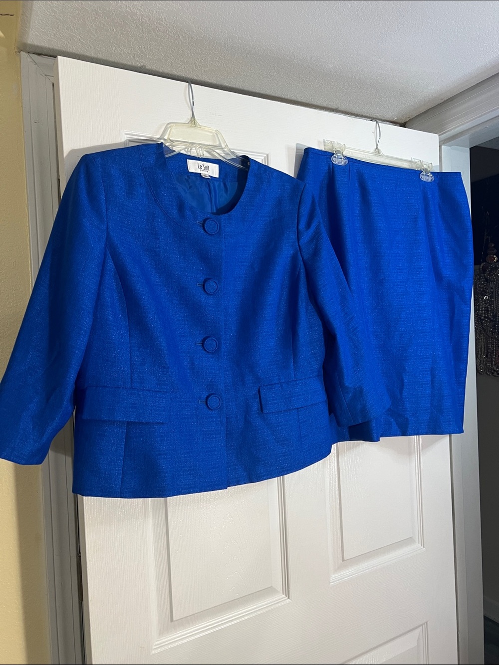 Le Suit Women's Electric Blue Skirt and Jacket Suit